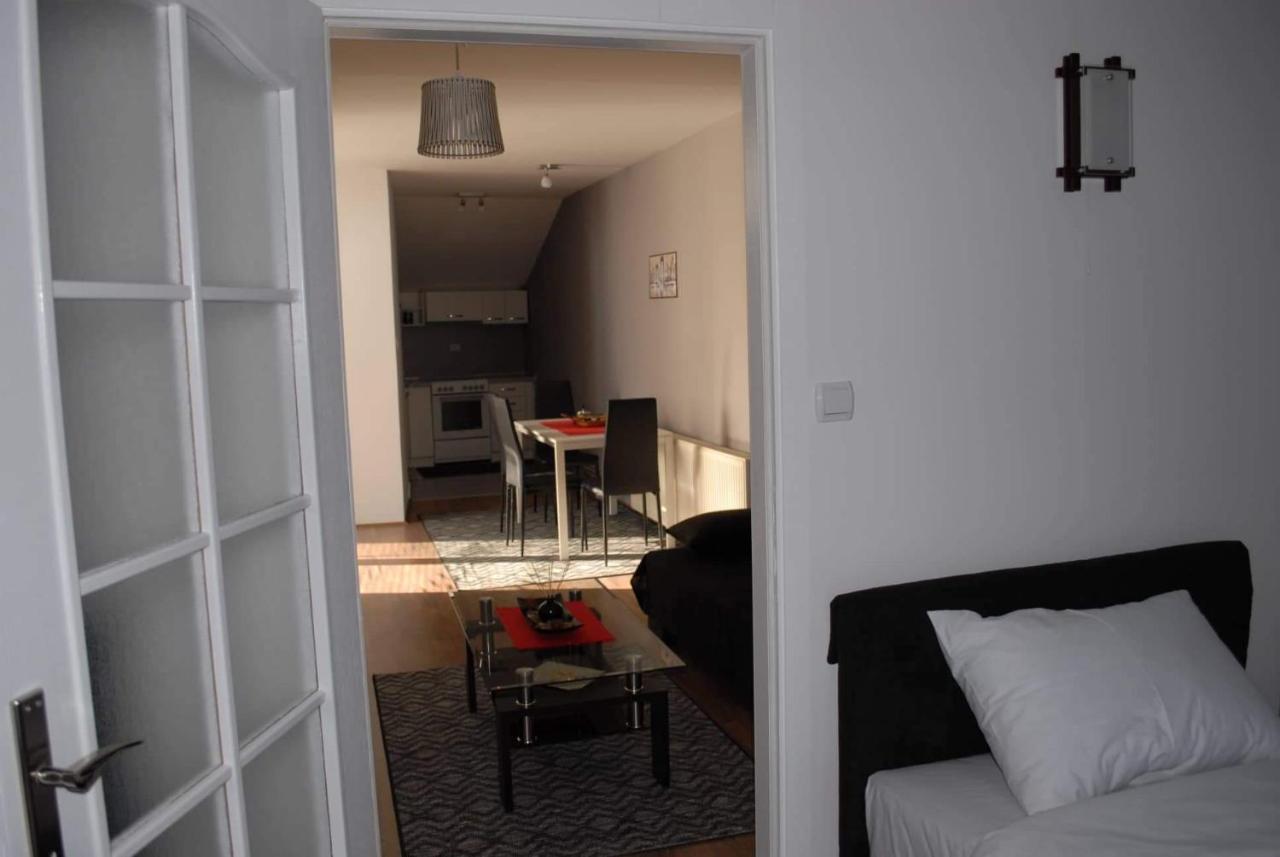 Stan Na Dan - Apartman Djordjevic Вранє Екстер'єр фото