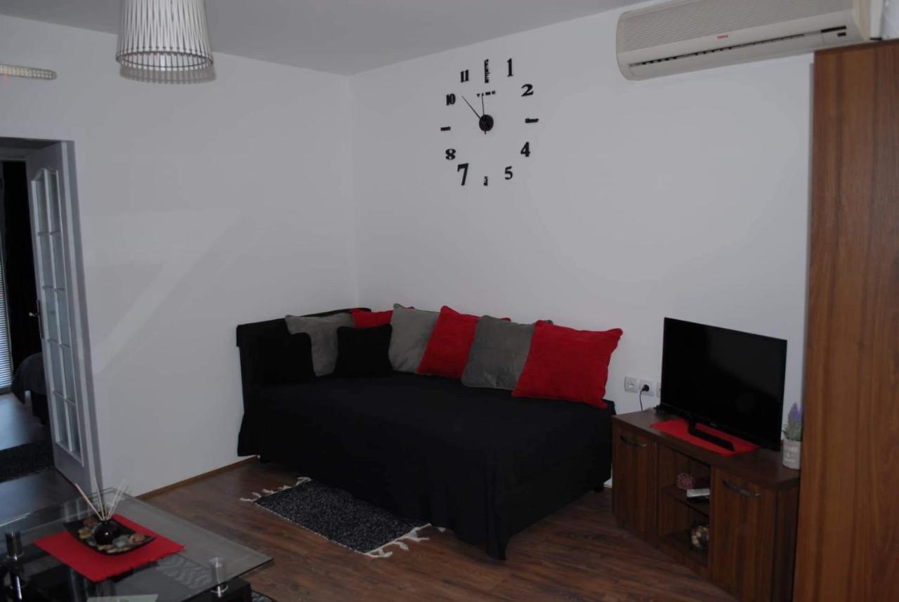 Stan Na Dan - Apartman Djordjevic Вранє Екстер'єр фото